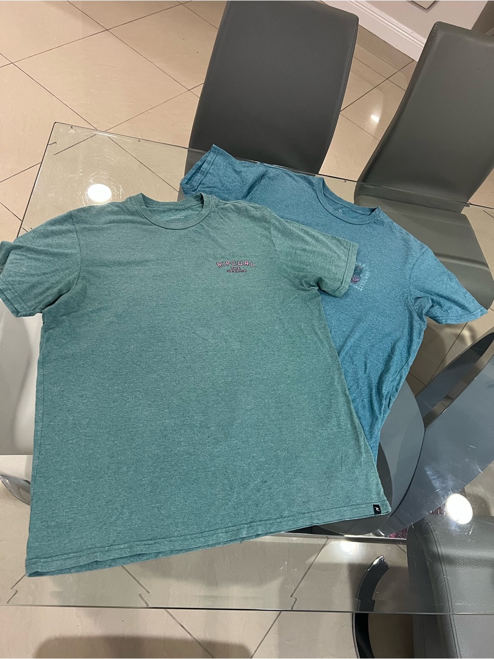 2 Ripcurl T-Shirts Men's Size Large